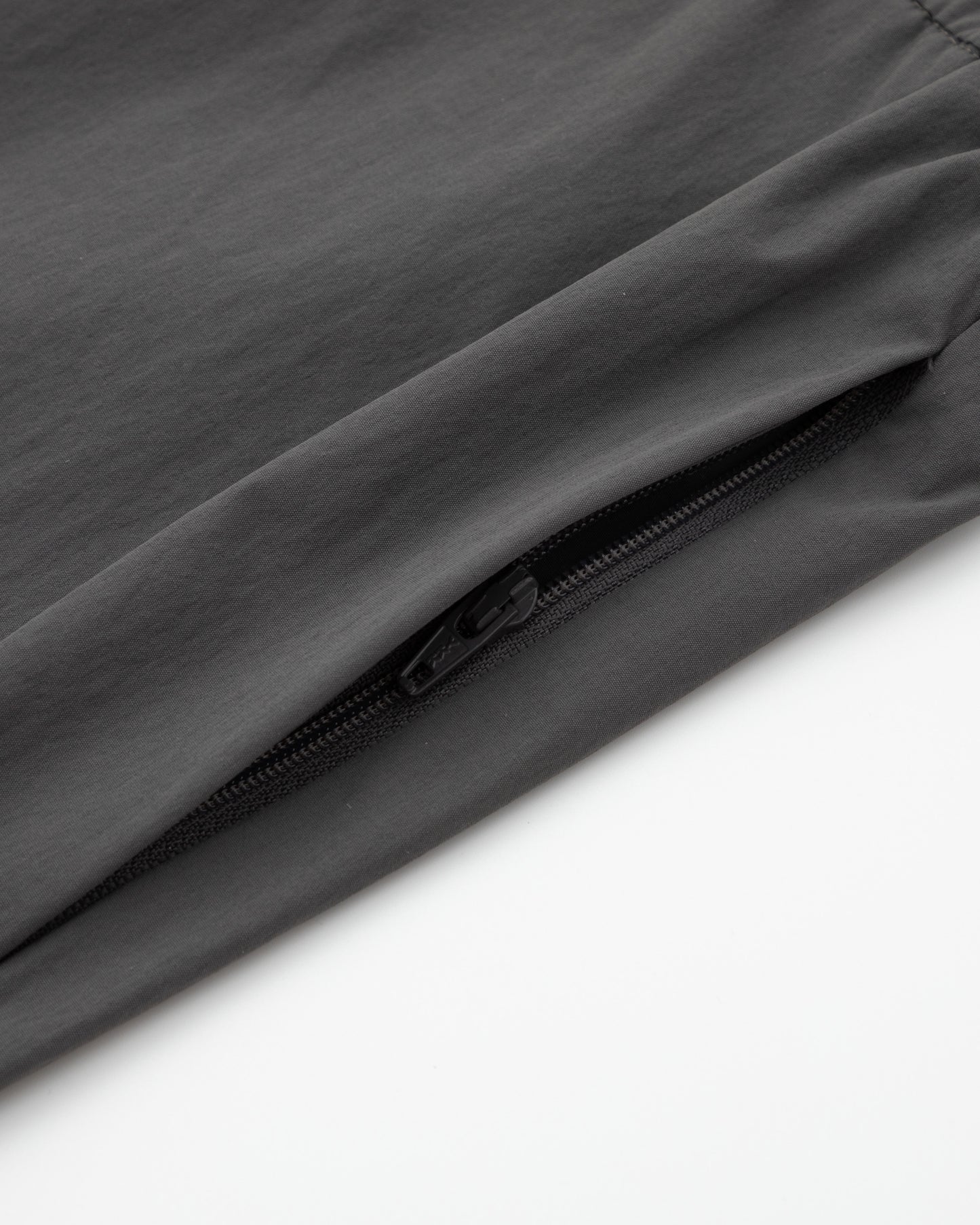 Water-repellent Nylon Relaxed Pants - Grey